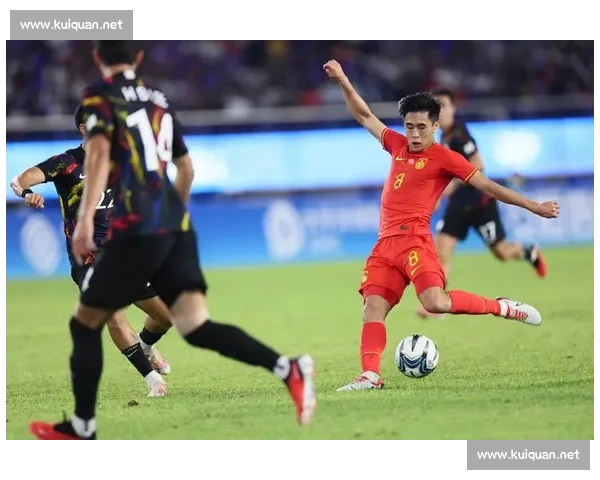 新华社删国足对比视频引争议：职业态度与中国足球的冰火两重天